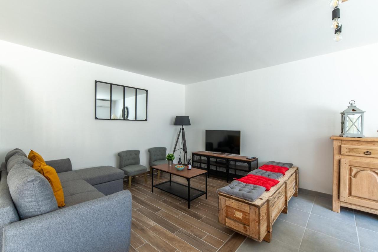 Gite Du Tilleul - Maison Climatisee Pour 8 Voyageurs Houesville Exterior photo